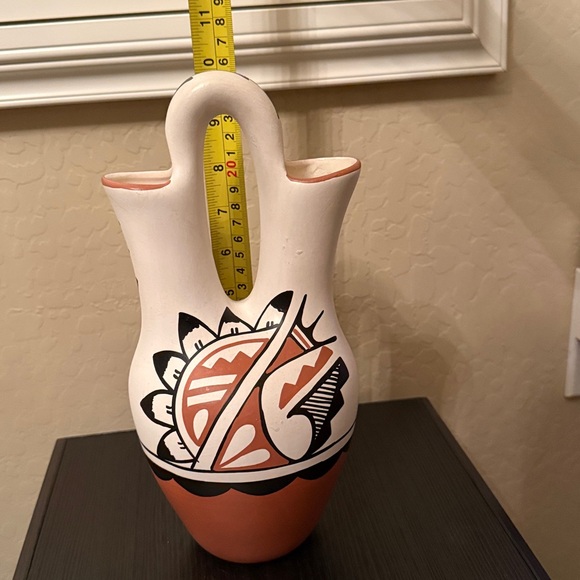 Handcrafted Native Pottery - Picture 9 of 10